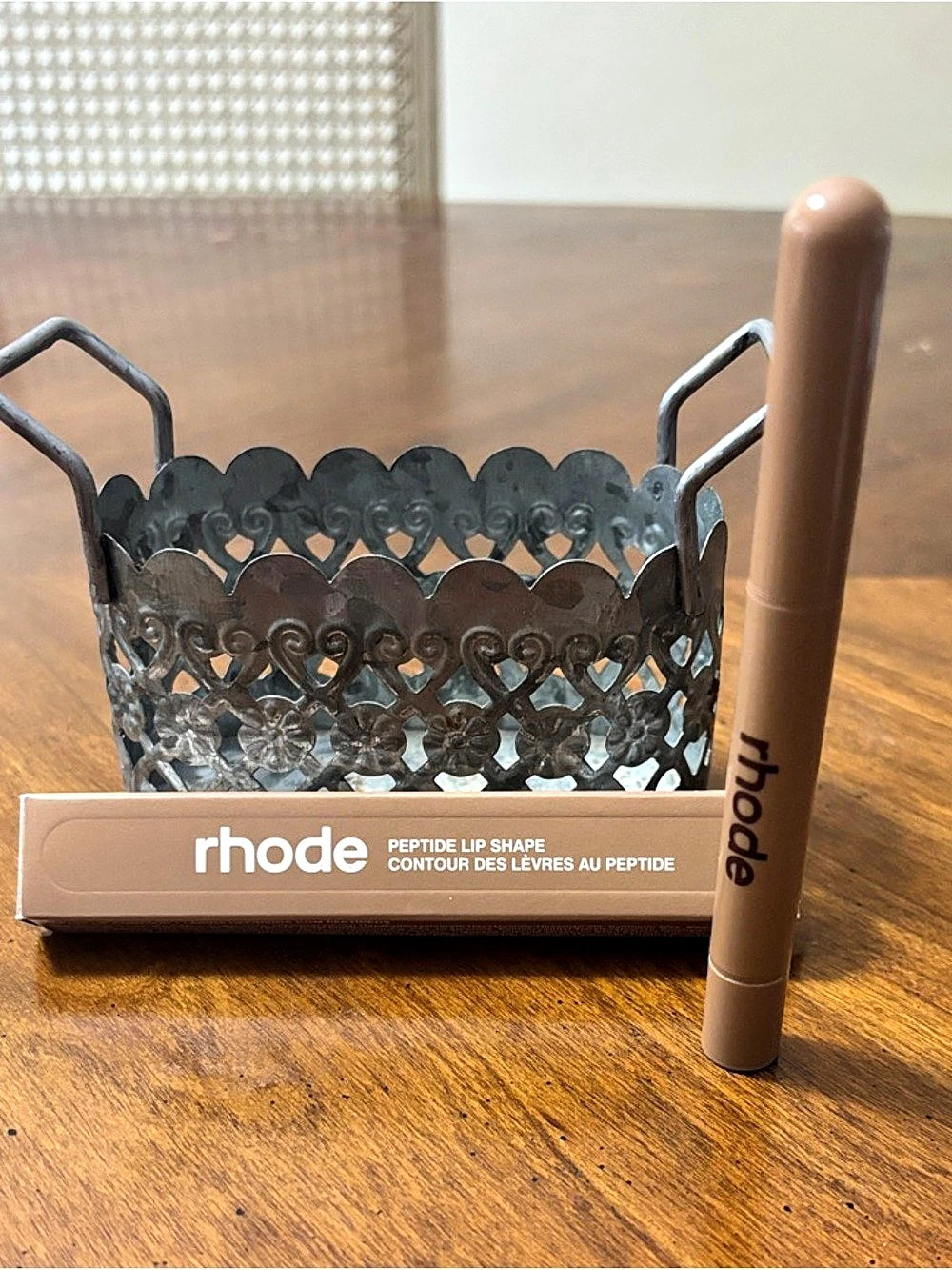 rhode Peptide Lip Shape Contour des Lèvres au Peptide Brown NWT